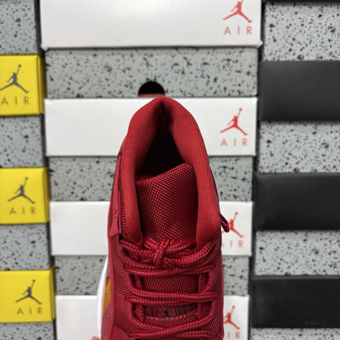 Air Jordan 11 Win Like 96 Gym Red