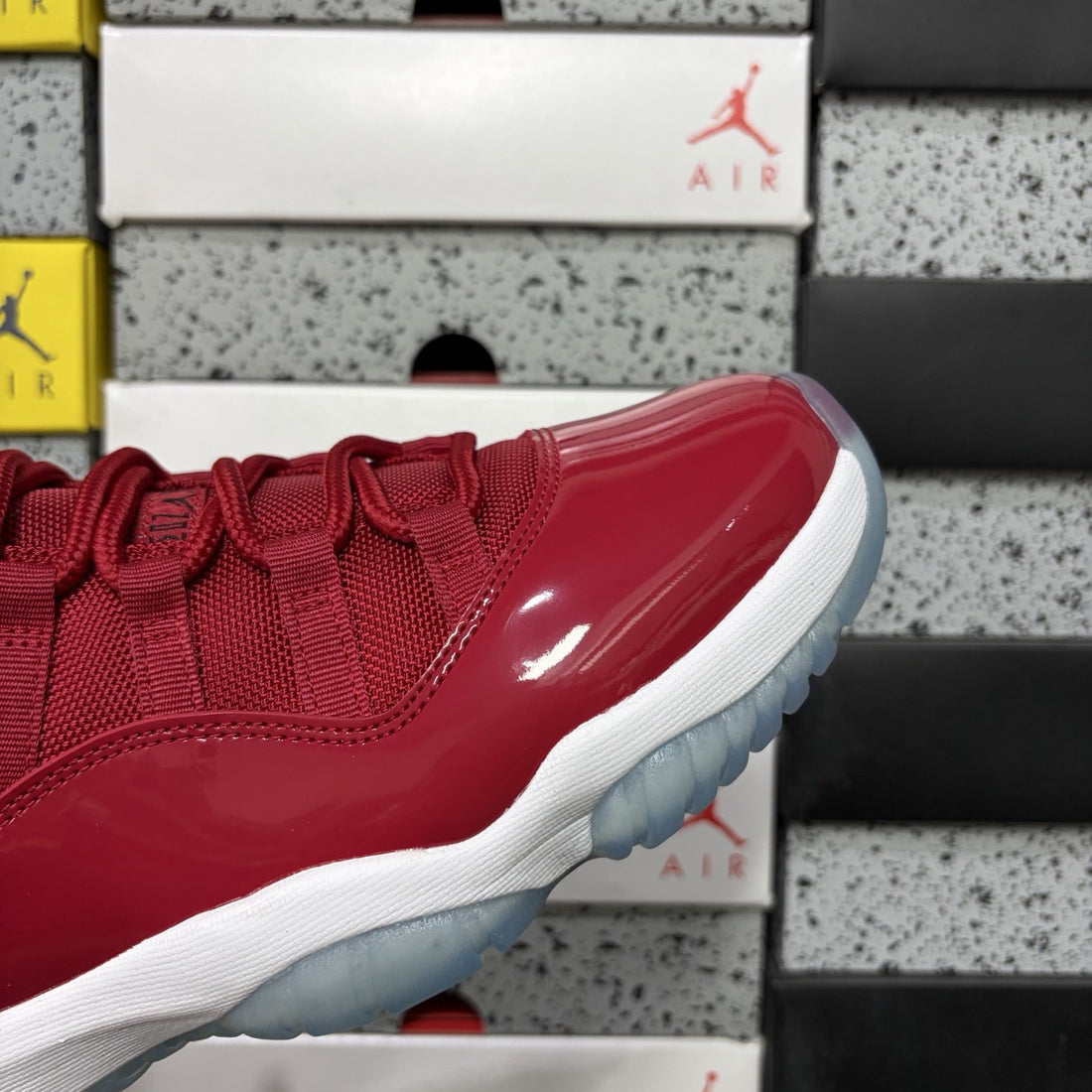 Air Jordan 11 Win Like 96 Gym Red