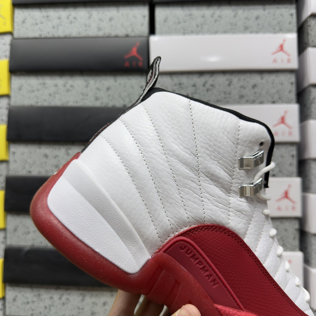 Air Jordan 12 Cherry