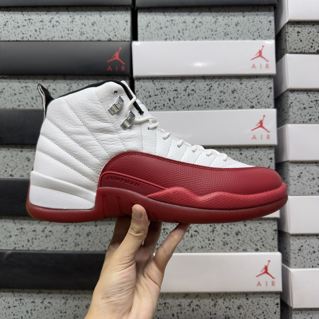 Air Jordan 12 Cherry
