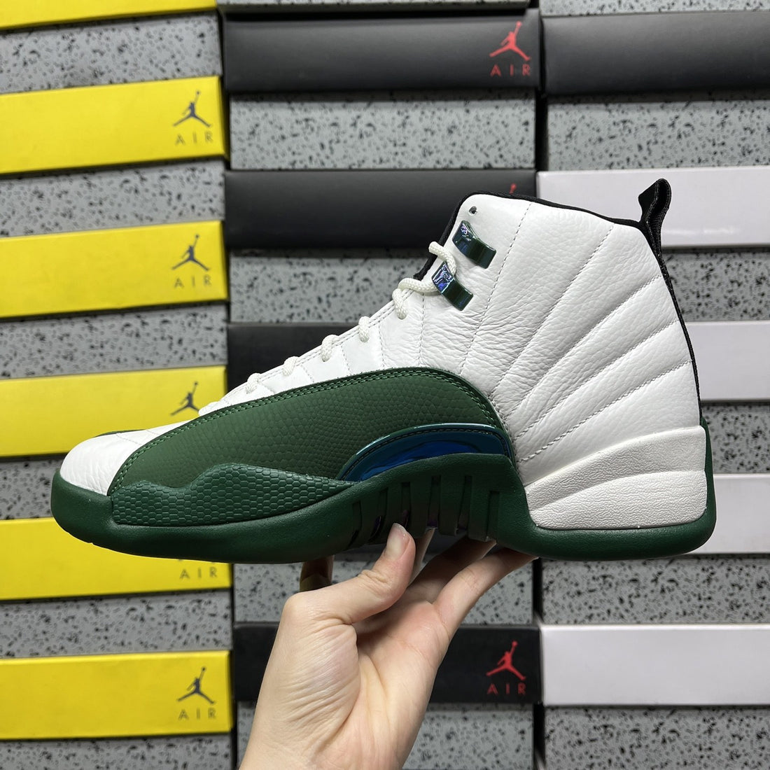 Air Jordan 12 Gorge Green