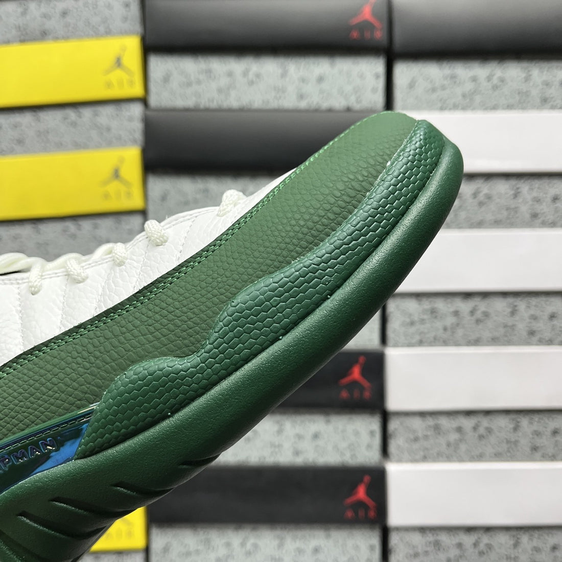Air Jordan 12 Gorge Green