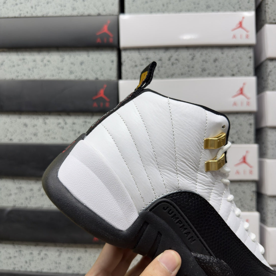 Air Jordan 12 Royalty Taxi