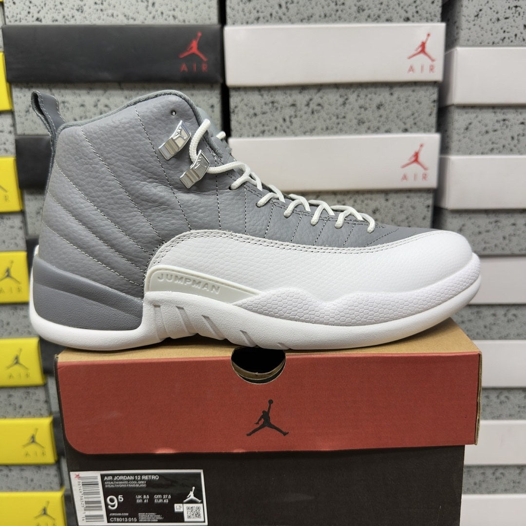 Air Jordan 12 Stealth