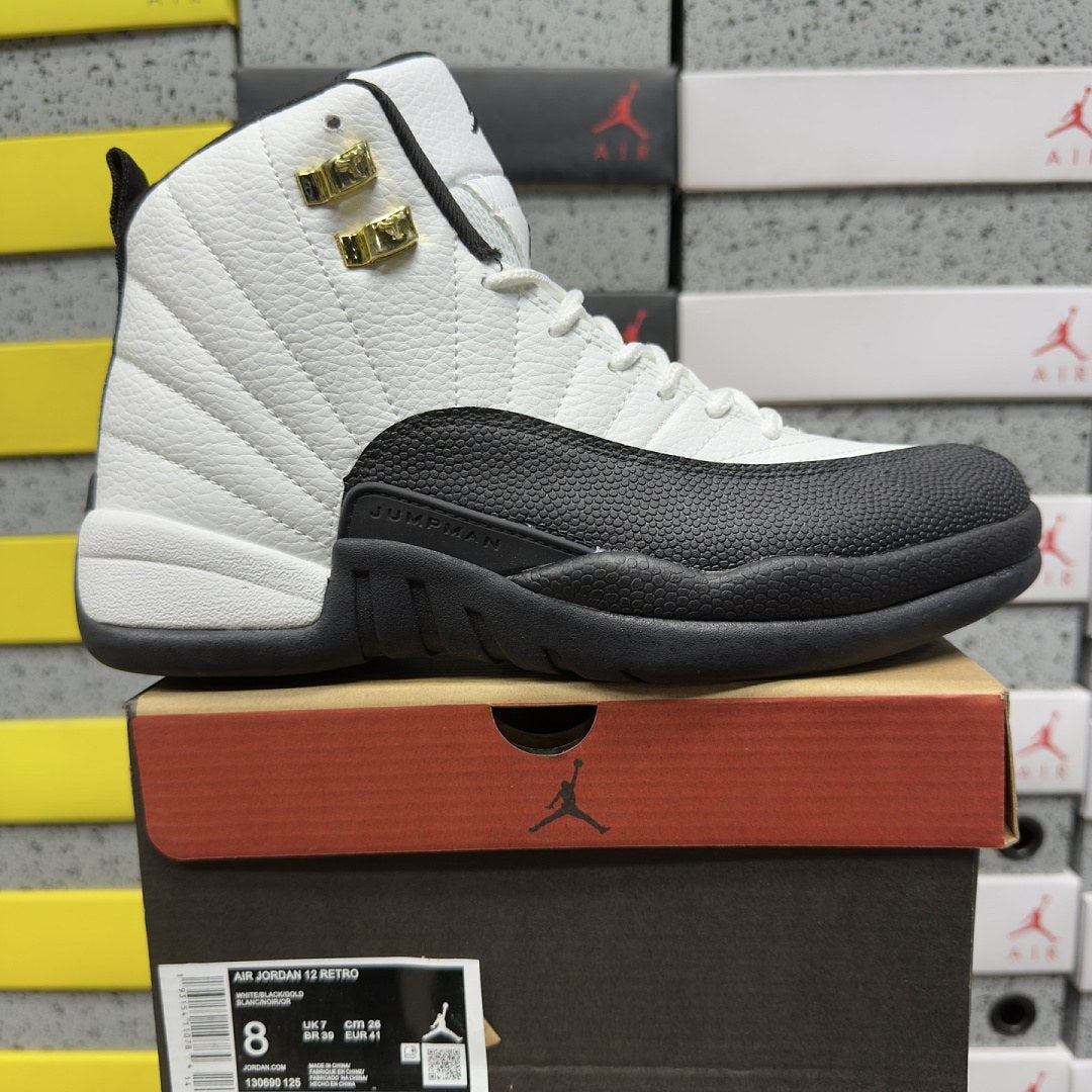 Air Jordan 12 Taxi Classic