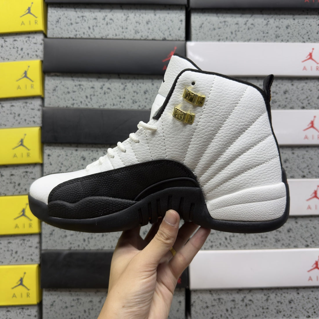 Air Jordan 12 Taxi Classic