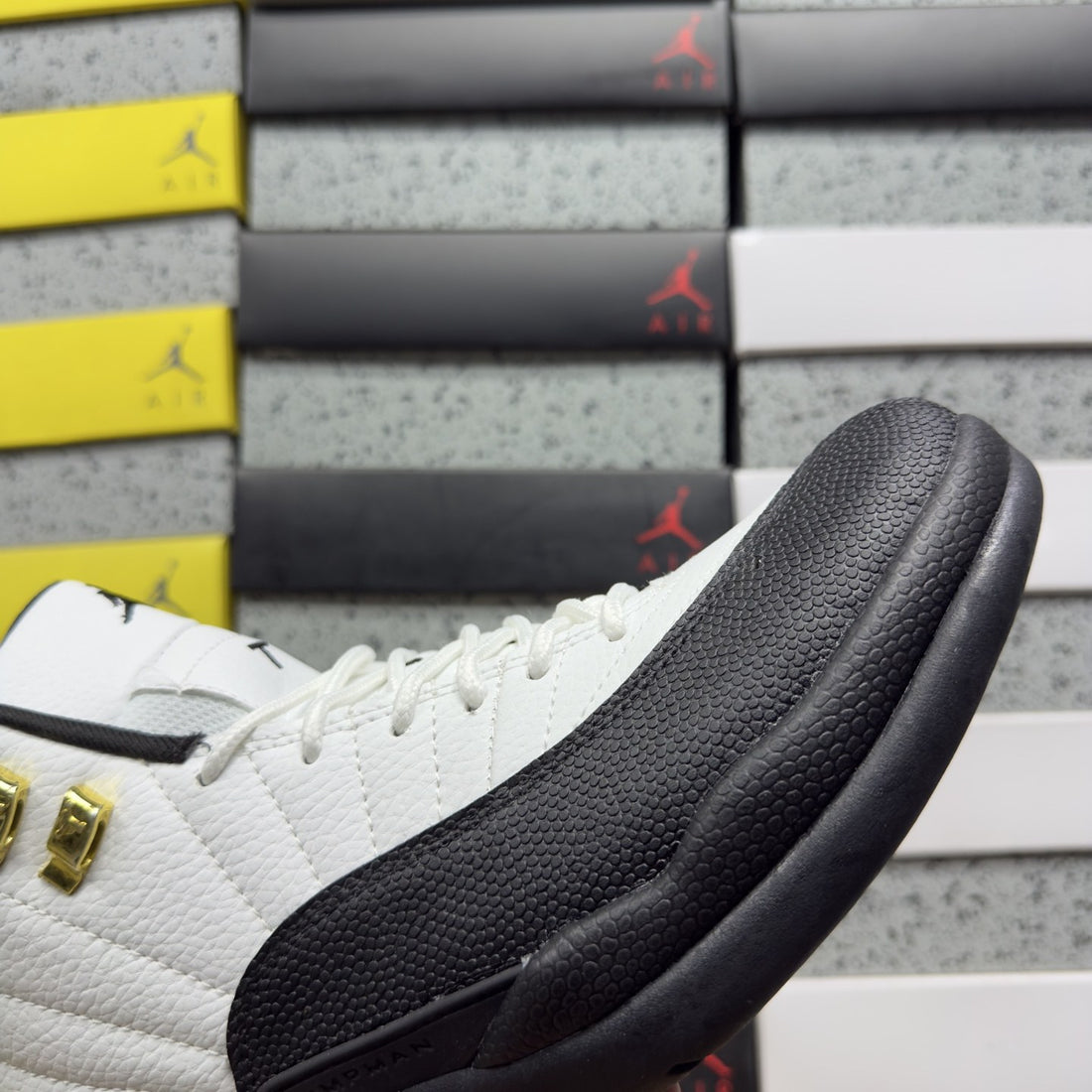 Air Jordan 12 Taxi Classic