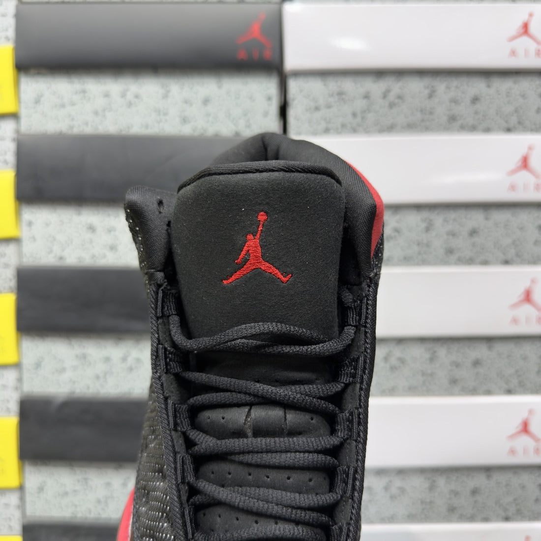 Air Jordan 13 Bred