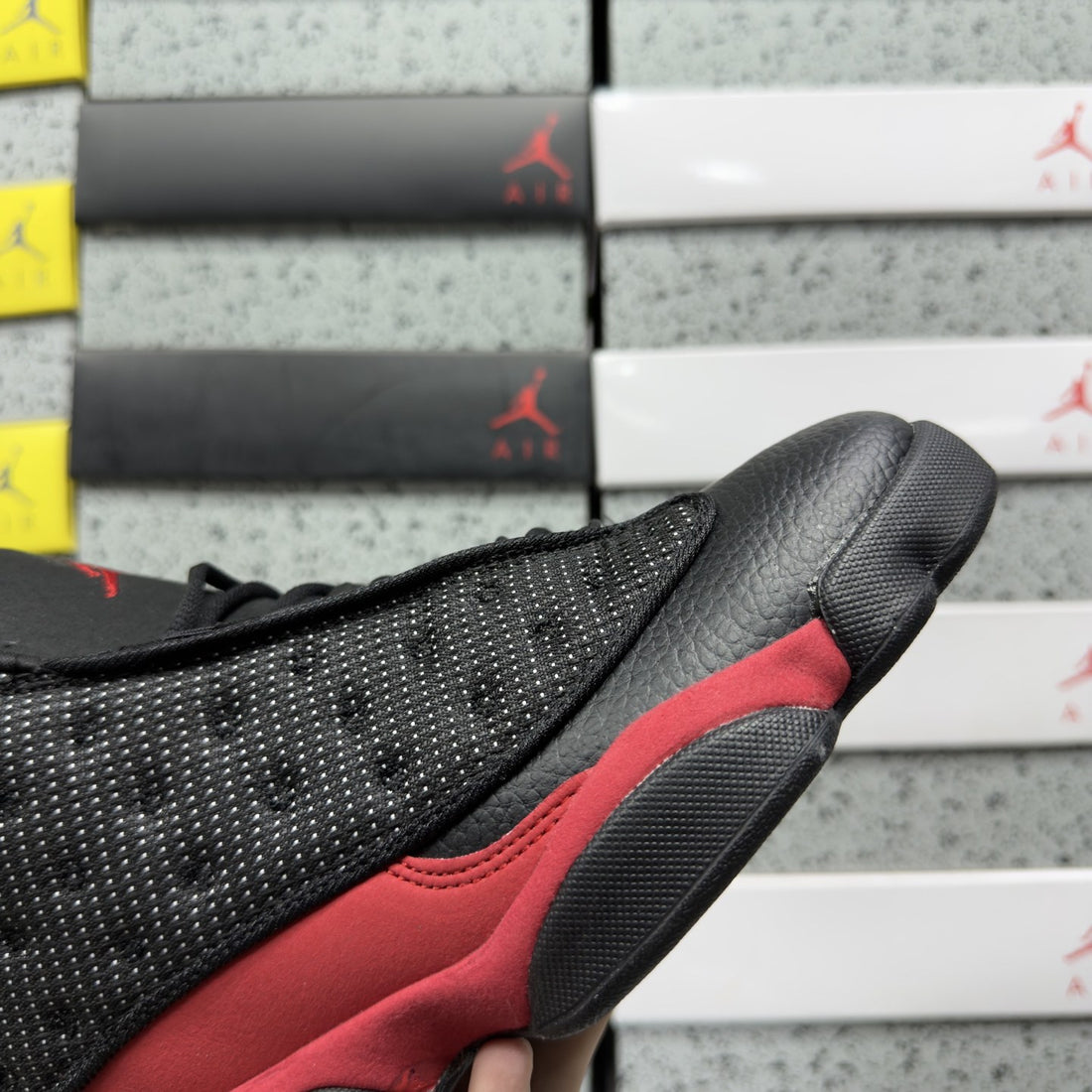 Air Jordan 13 Bred