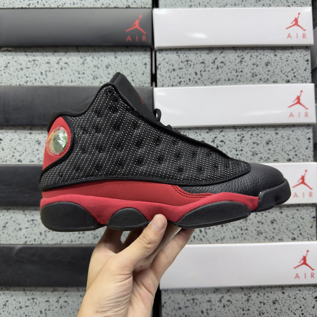 Air Jordan 13 Bred