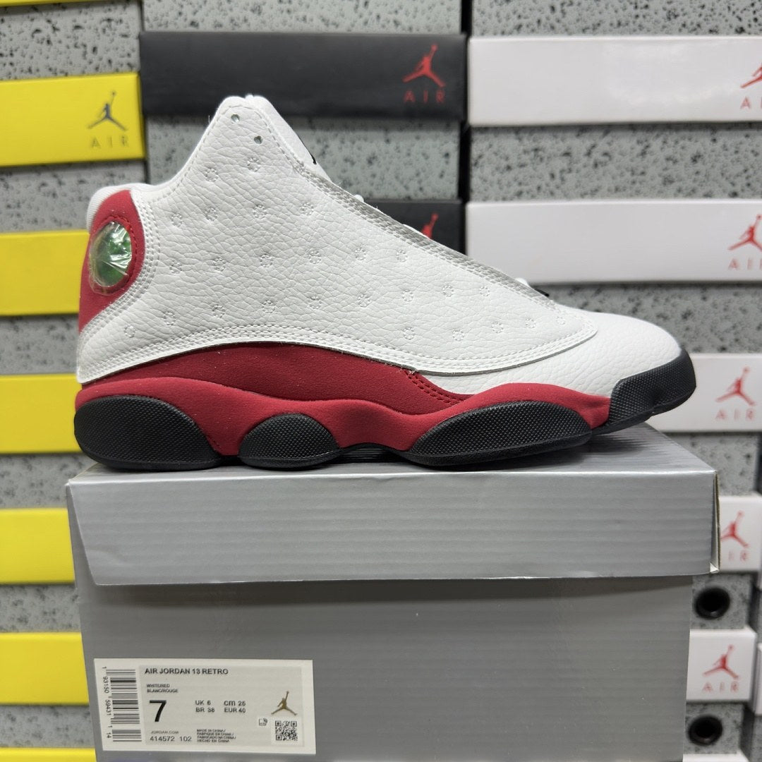Air Jordan 13 Chicago