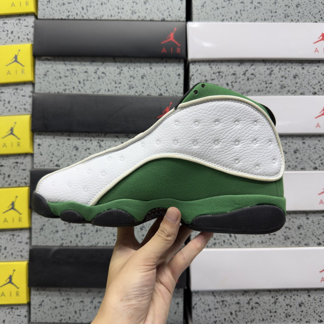 Air Jordan 13 Lucky Green