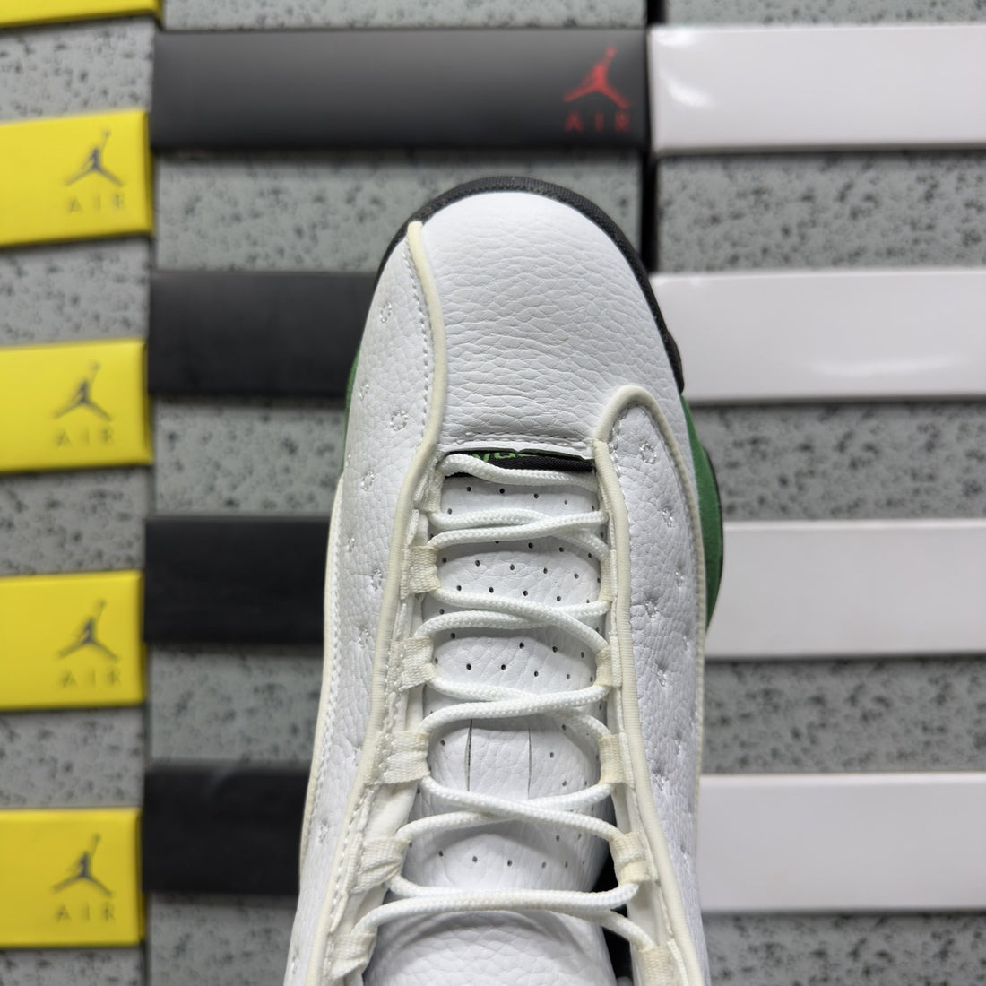 Air Jordan 13 Lucky Green