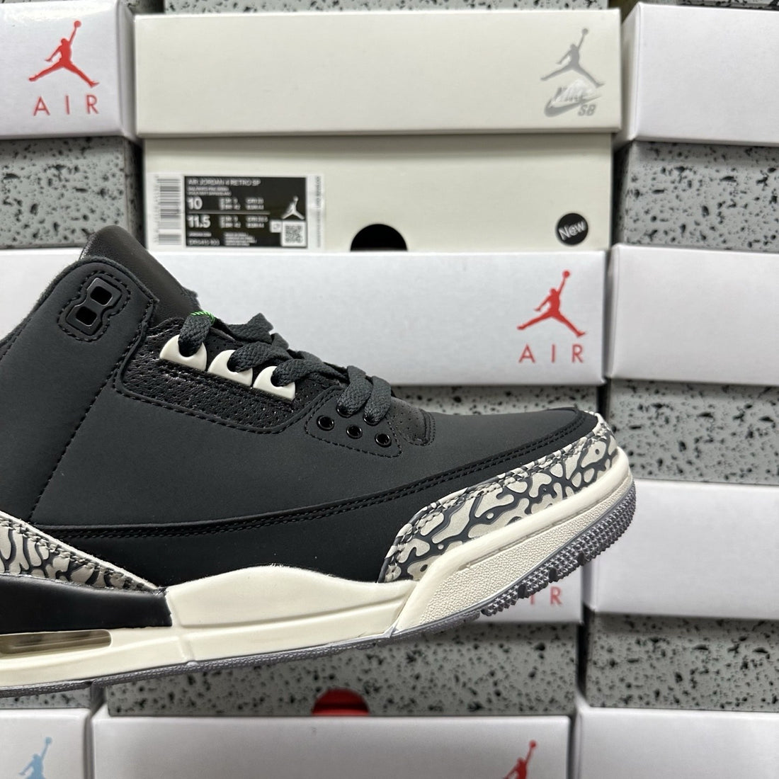 Air Jordan 3 Black Cat Cement