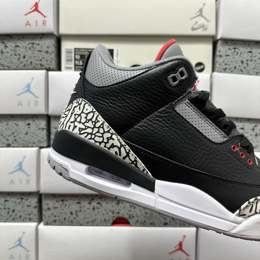 Air Jordan 3 Black Cement Classic