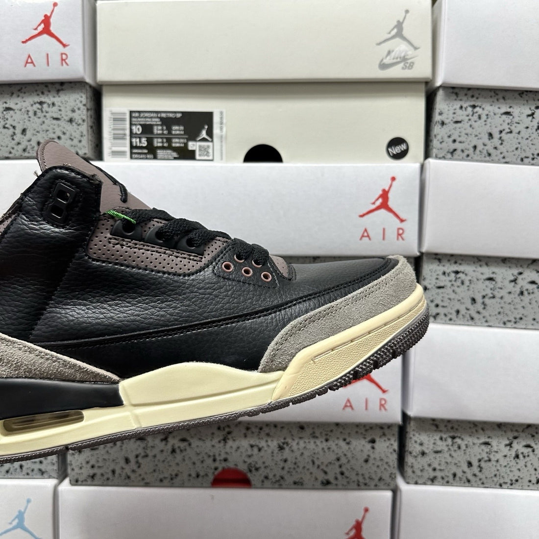 Air Jordan 3 Black Mocha Suede