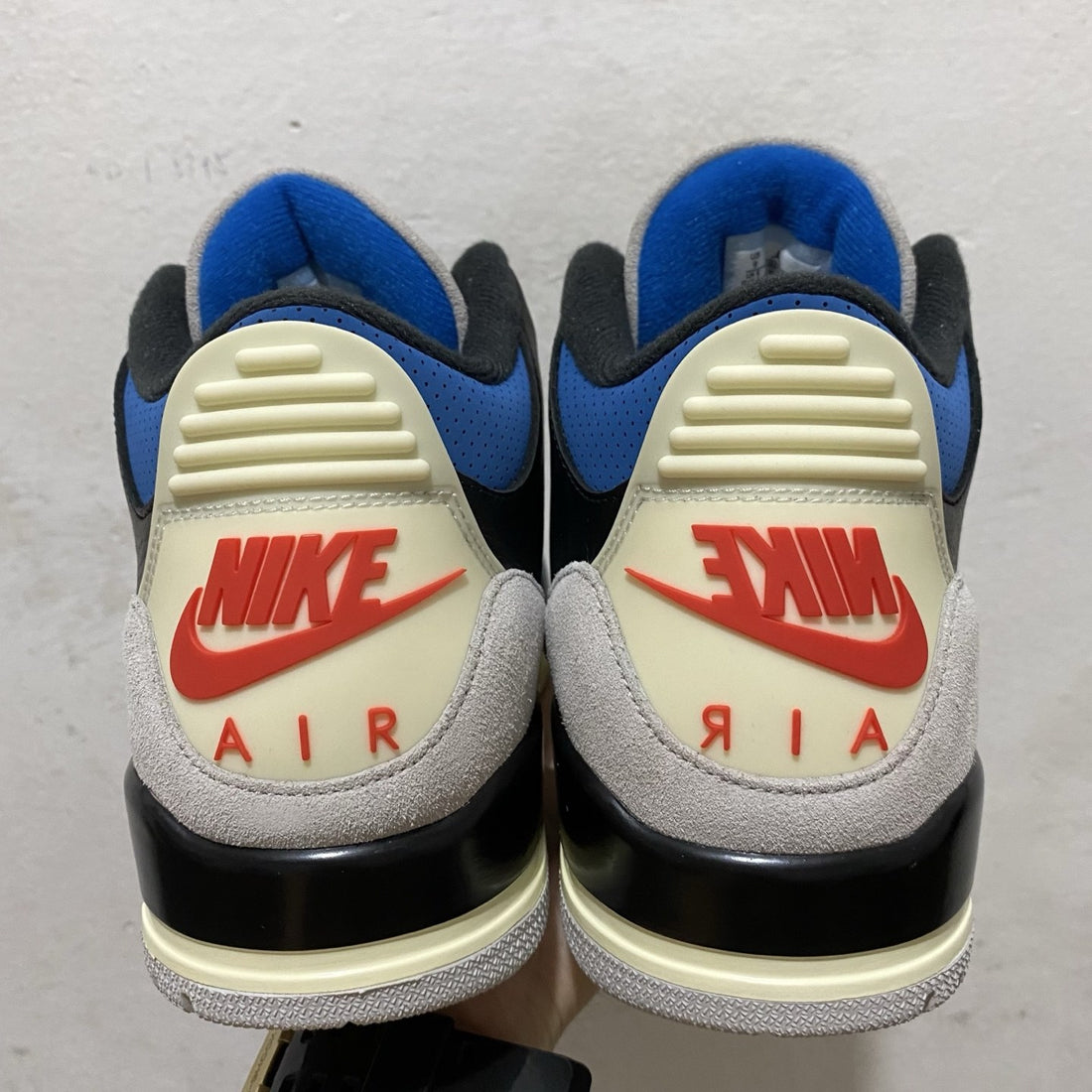 Air Jordan 3 Black Royal Cement