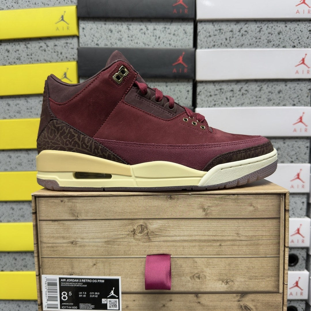 Air Jordan 3 Burgundy Suede