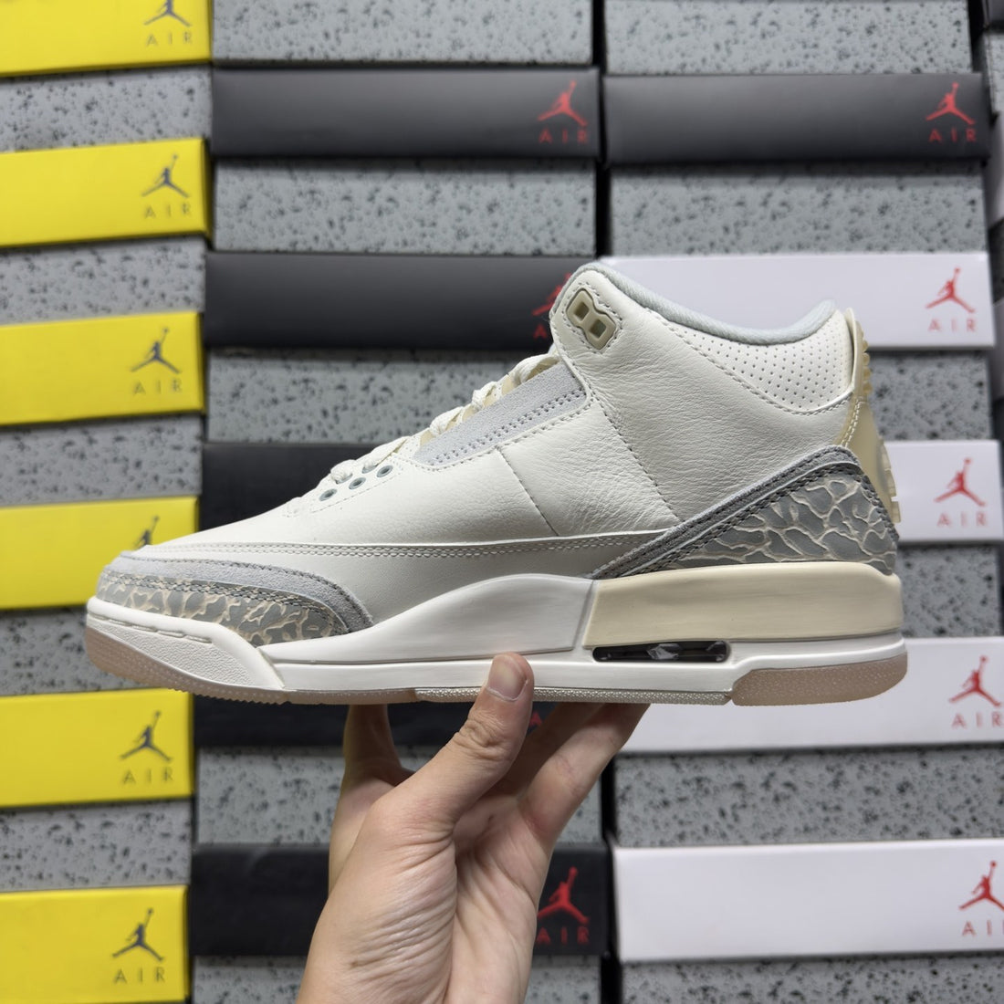 Air Jordan 3 Craft Ivory