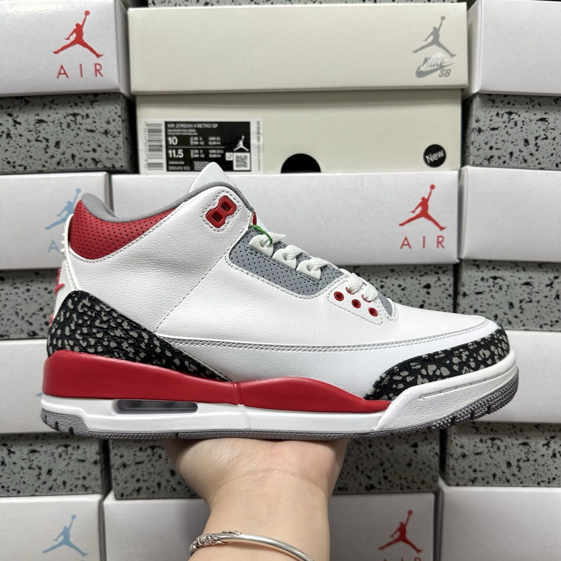 Air Jordan 3 Fire Red