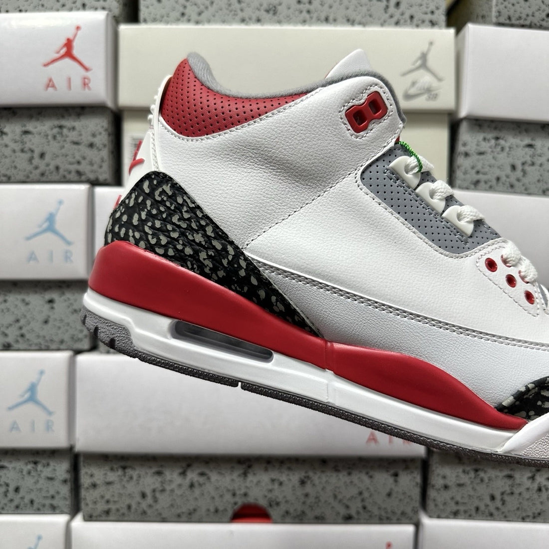 Air Jordan 3 Fire Red