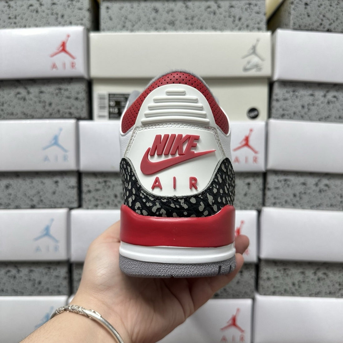 Air Jordan 3 Fire Red