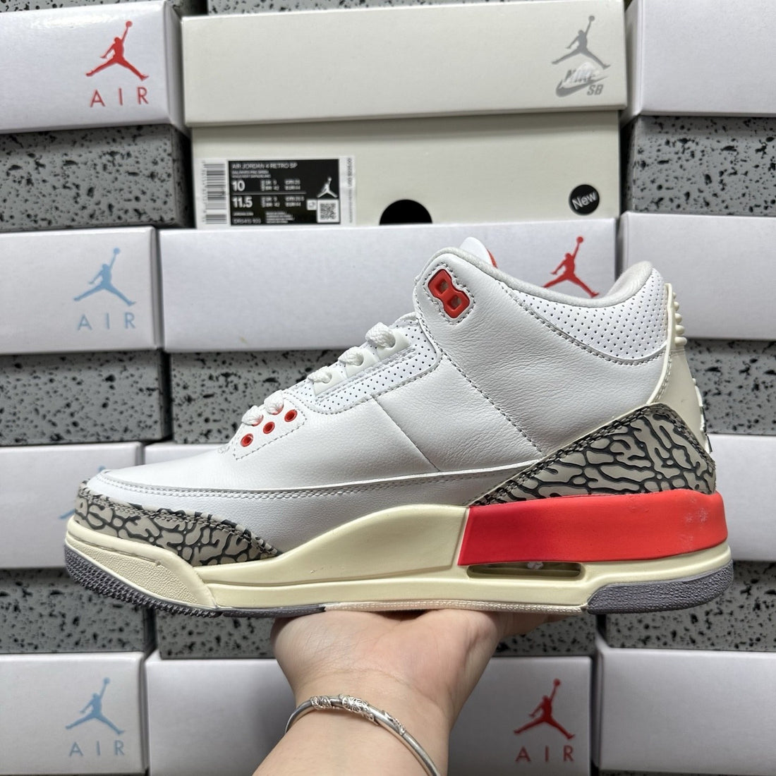 Air Jordan 3 Hall of Fame Infrared