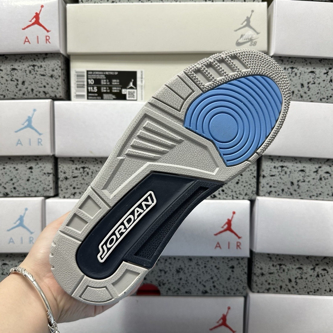 Air Jordan 3 Laser Blue Cement