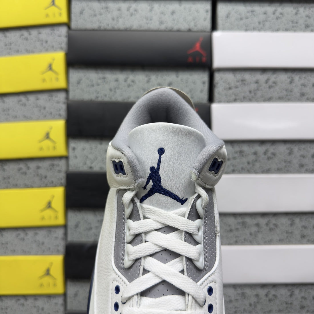 Air Jordan 3 Midnight Navy Cement