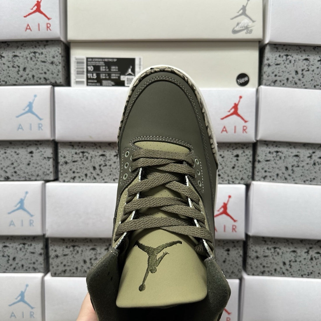 Air Jordan 3 Olive Cement