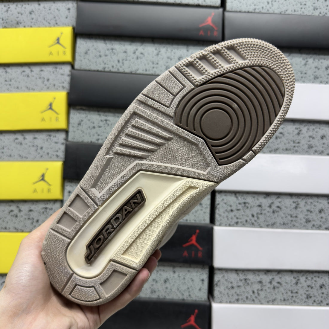 Air Jordan 3 Palomino
