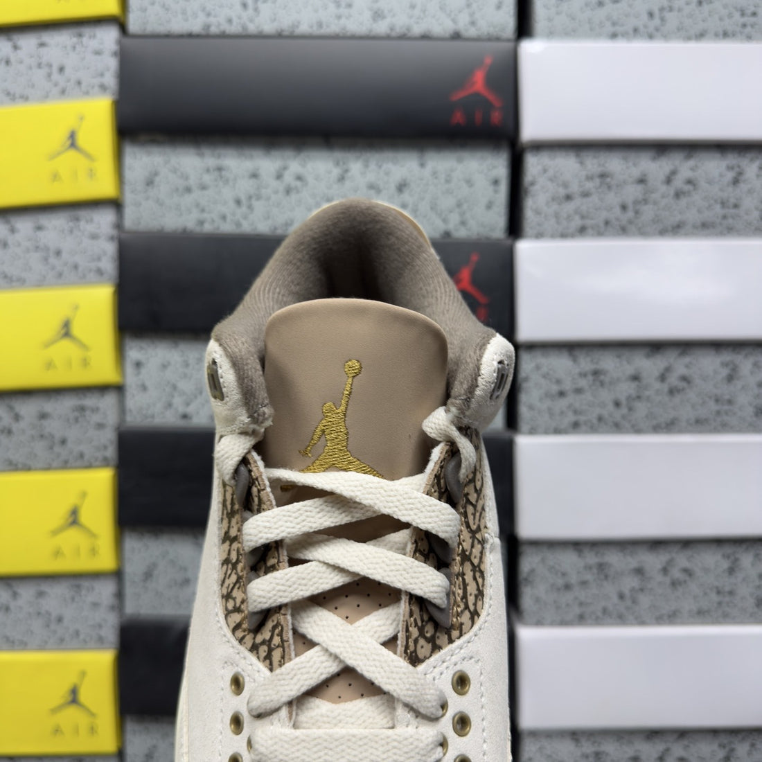 Air Jordan 3 Palomino