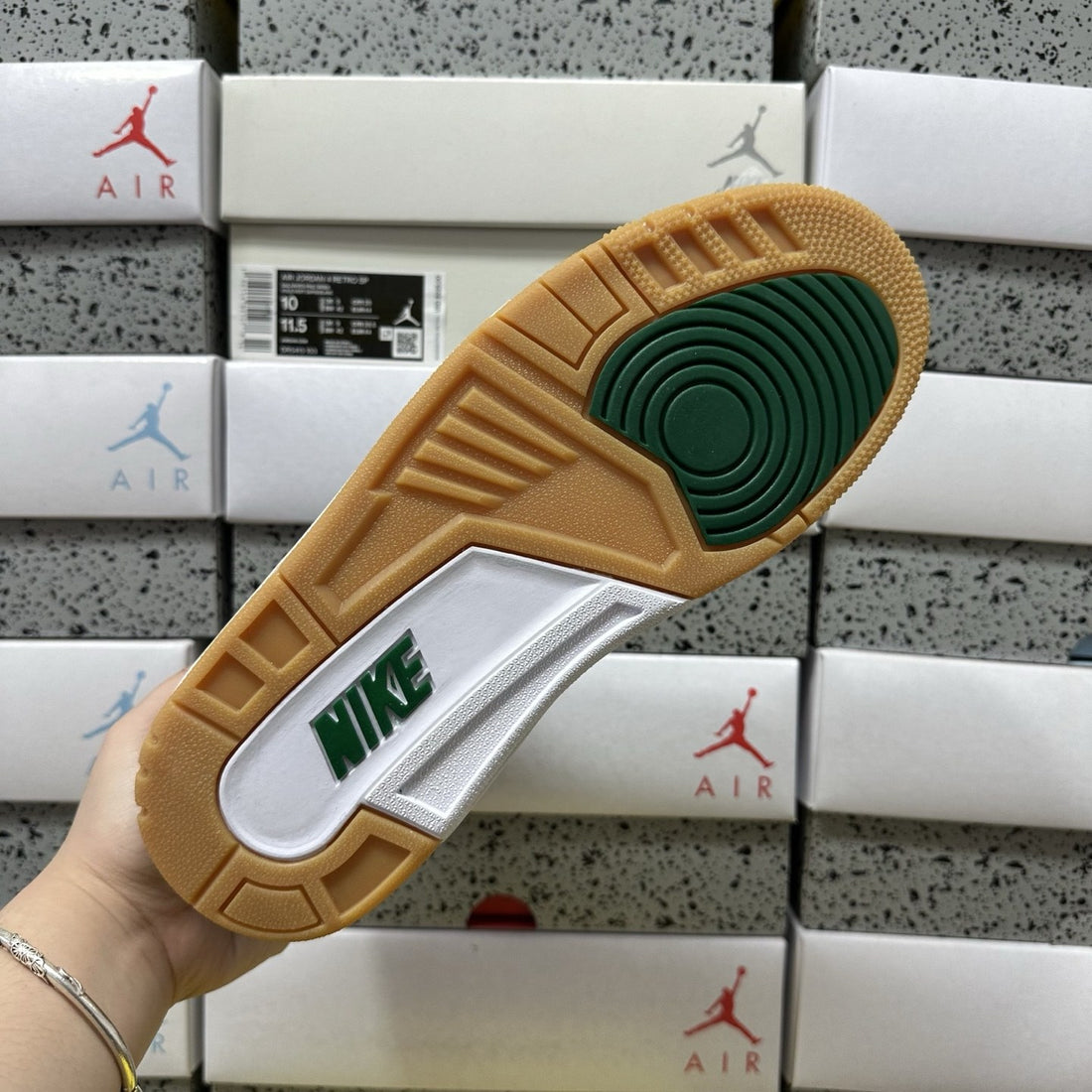 Air Jordan 3 Pine Green Black Cement