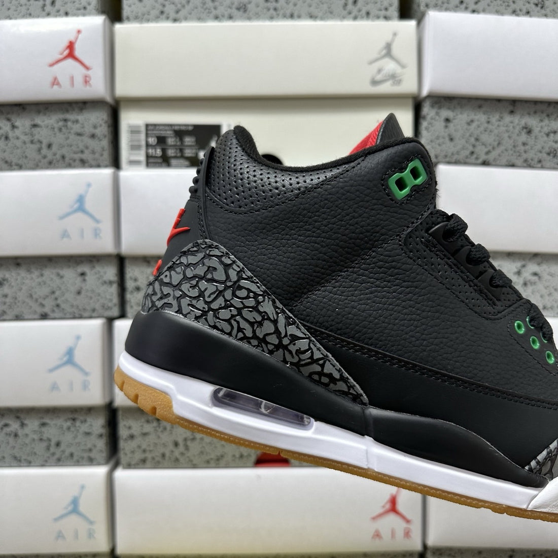Air Jordan 3 Pine Green Black Cement