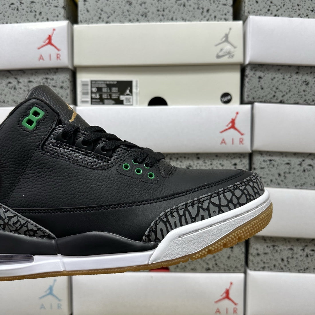 Air Jordan 3 Pine Green Black Cement