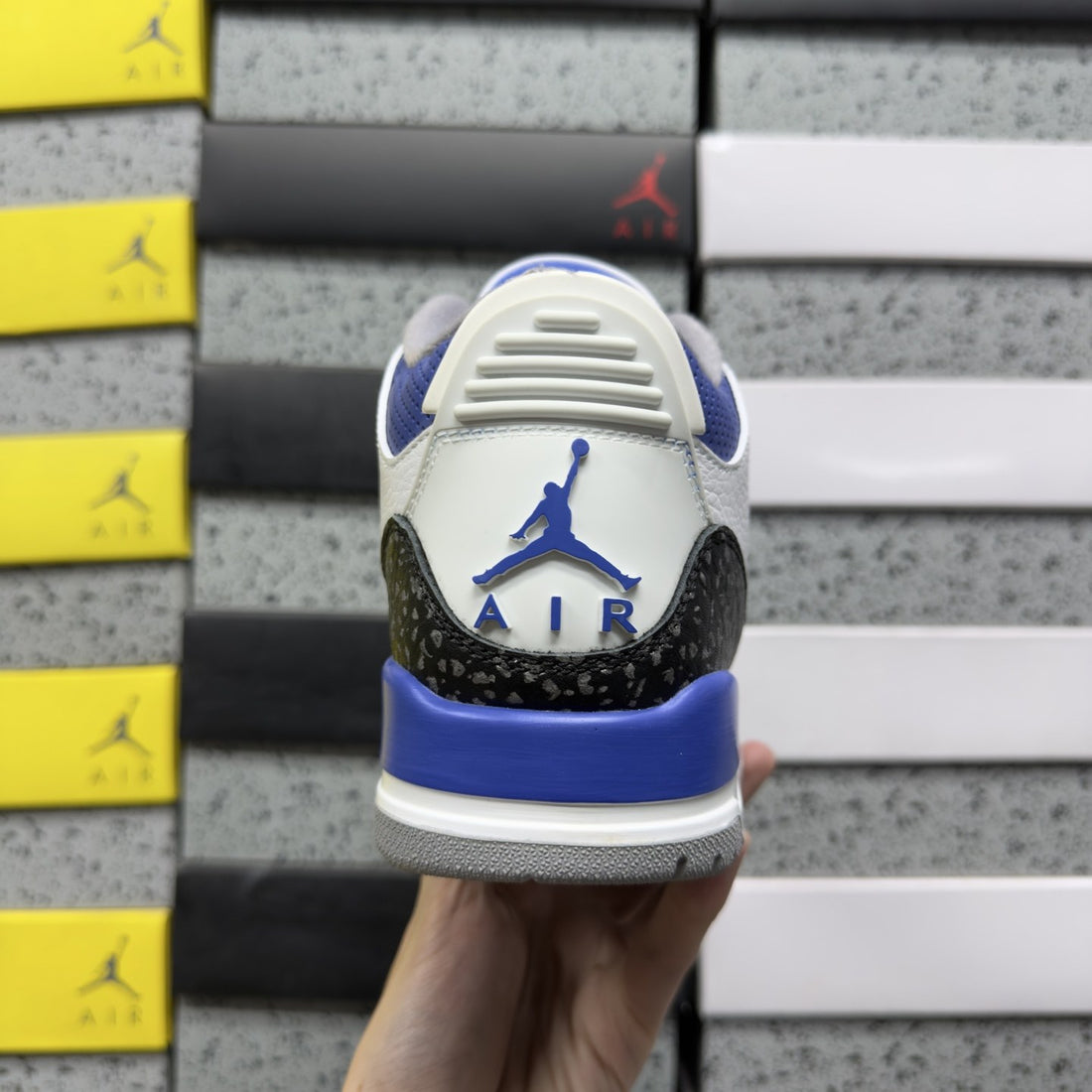 Air Jordan 3 Racer Blue
