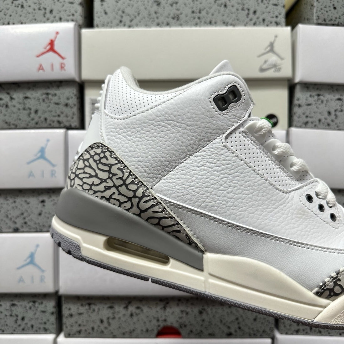 Air Jordan 3 Sail Cement Grey