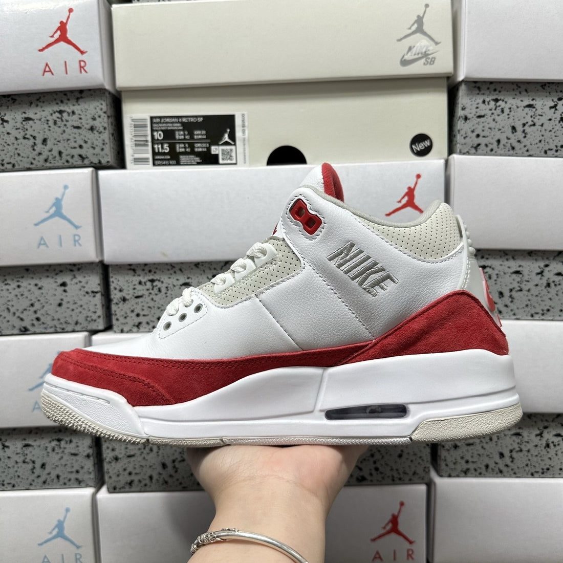 Air Jordan 3 Tinker Red Suede