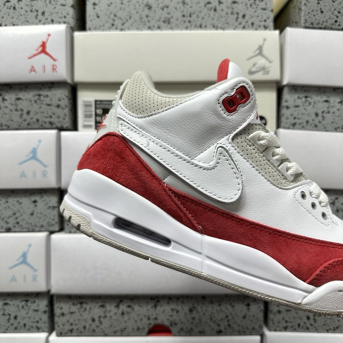 Air Jordan 3 Tinker Red Suede