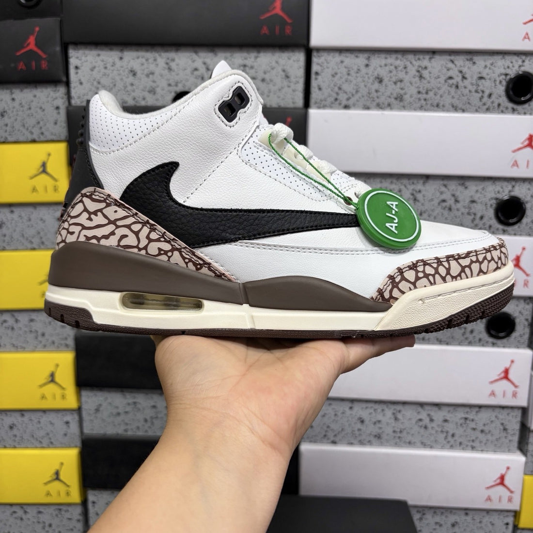 Air Jordan 3 Travis Scott Cactus Jack