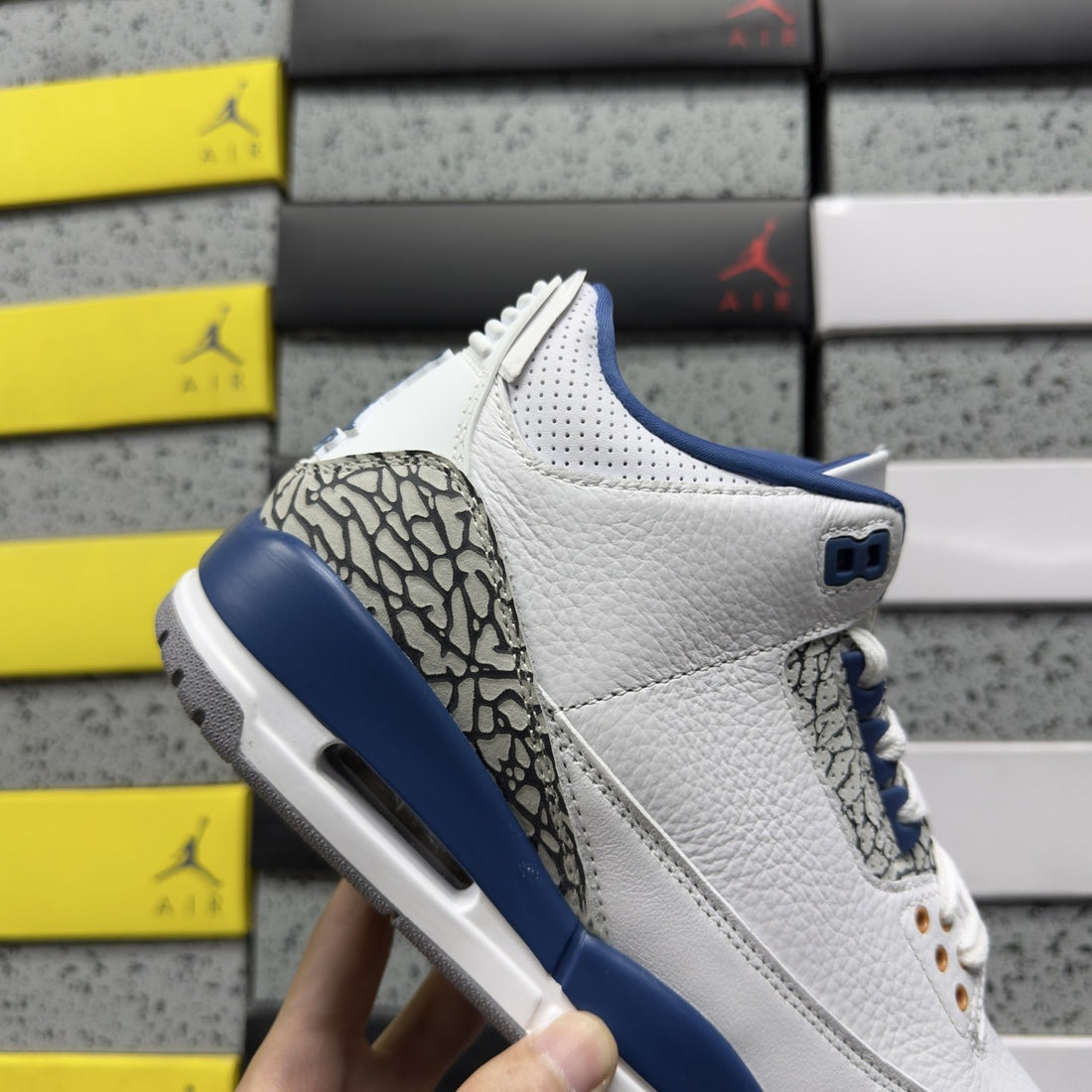 Air Jordan 3 True Blue Cement