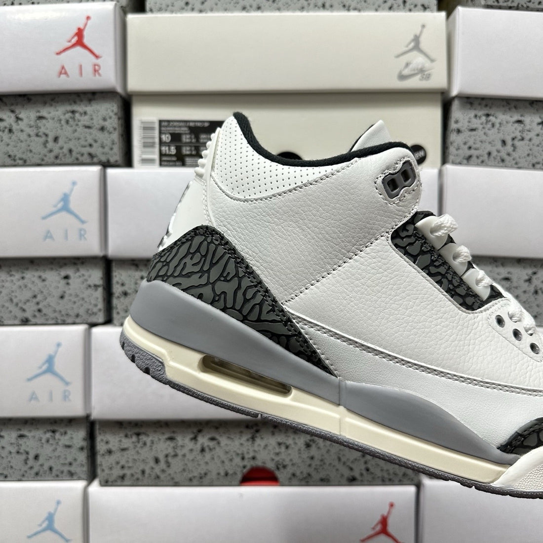 Air Jordan 3 White Cement Grey