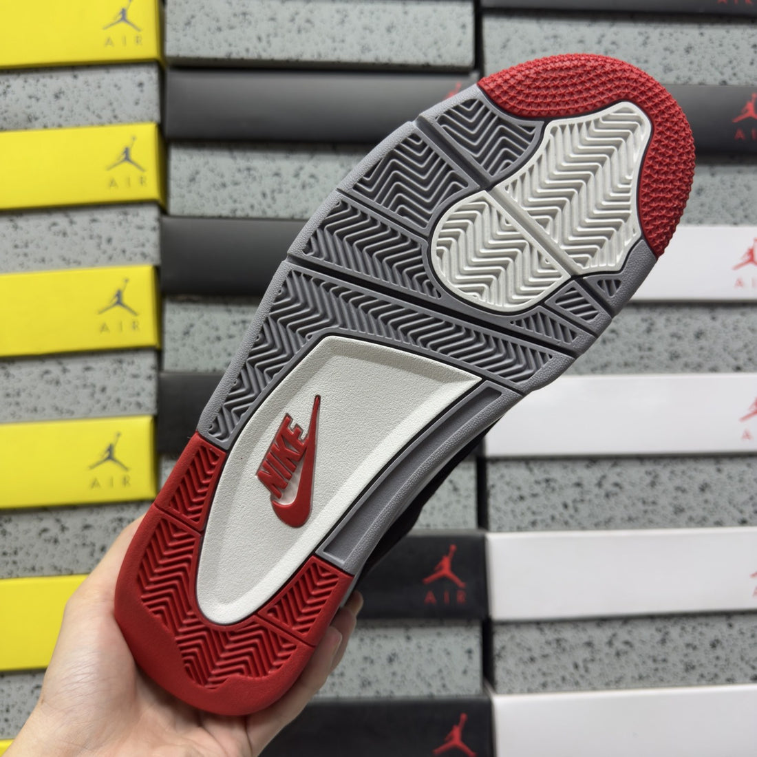 Air Jordan 4 Black Fire Red