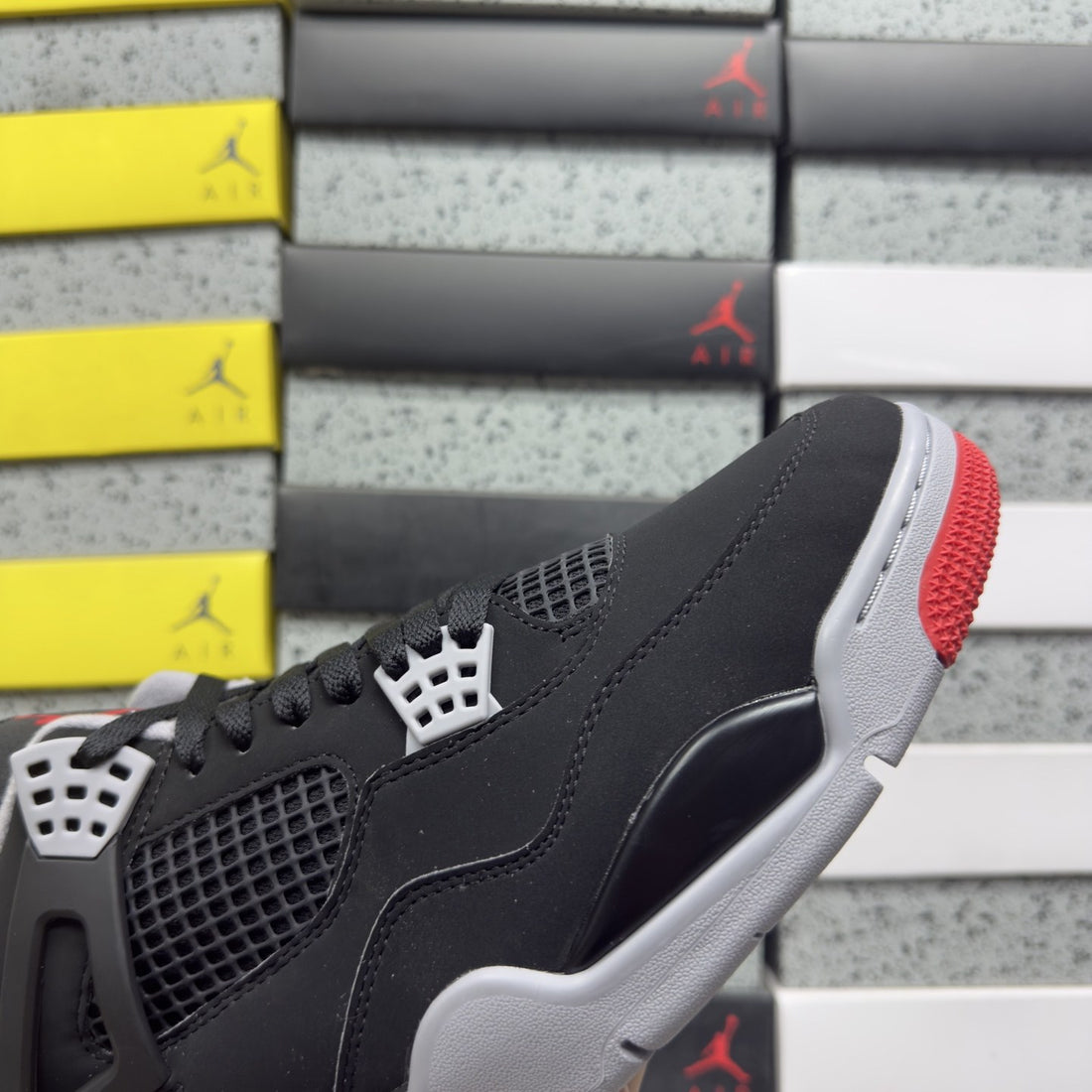 Air Jordan 4 Black Fire Red