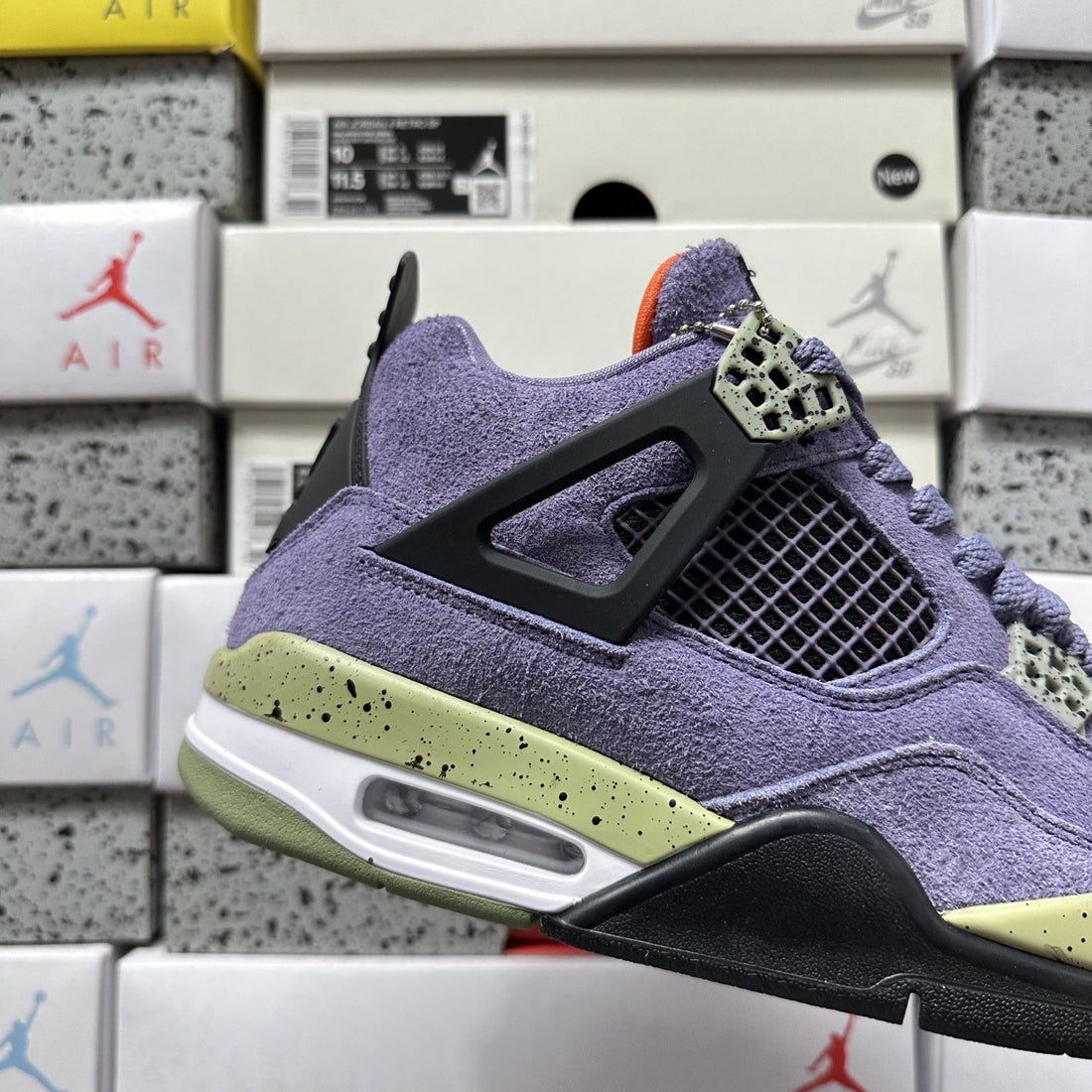 Air Jordan 4 Canyon Purple