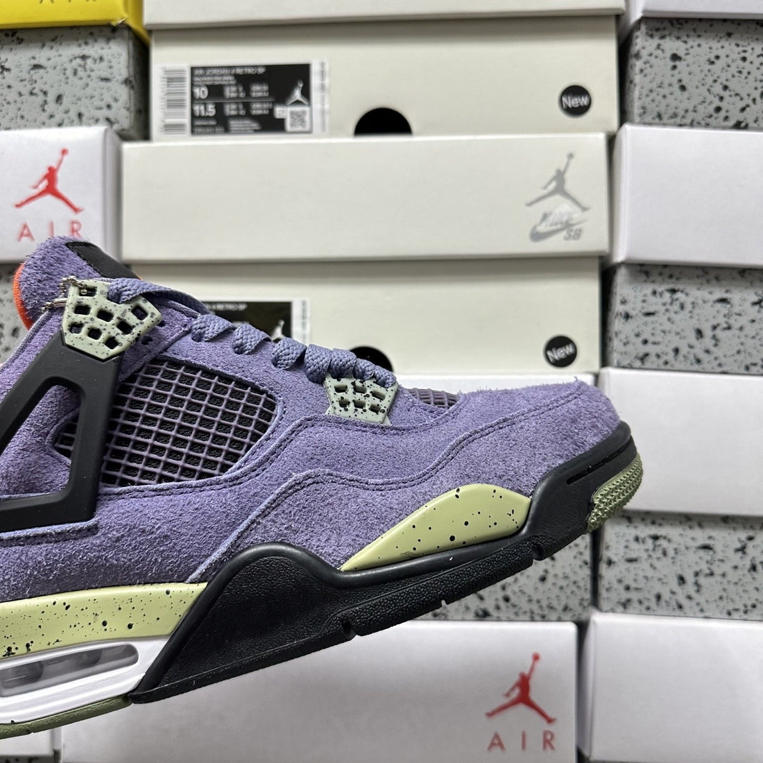 Air Jordan 4 Canyon Purple