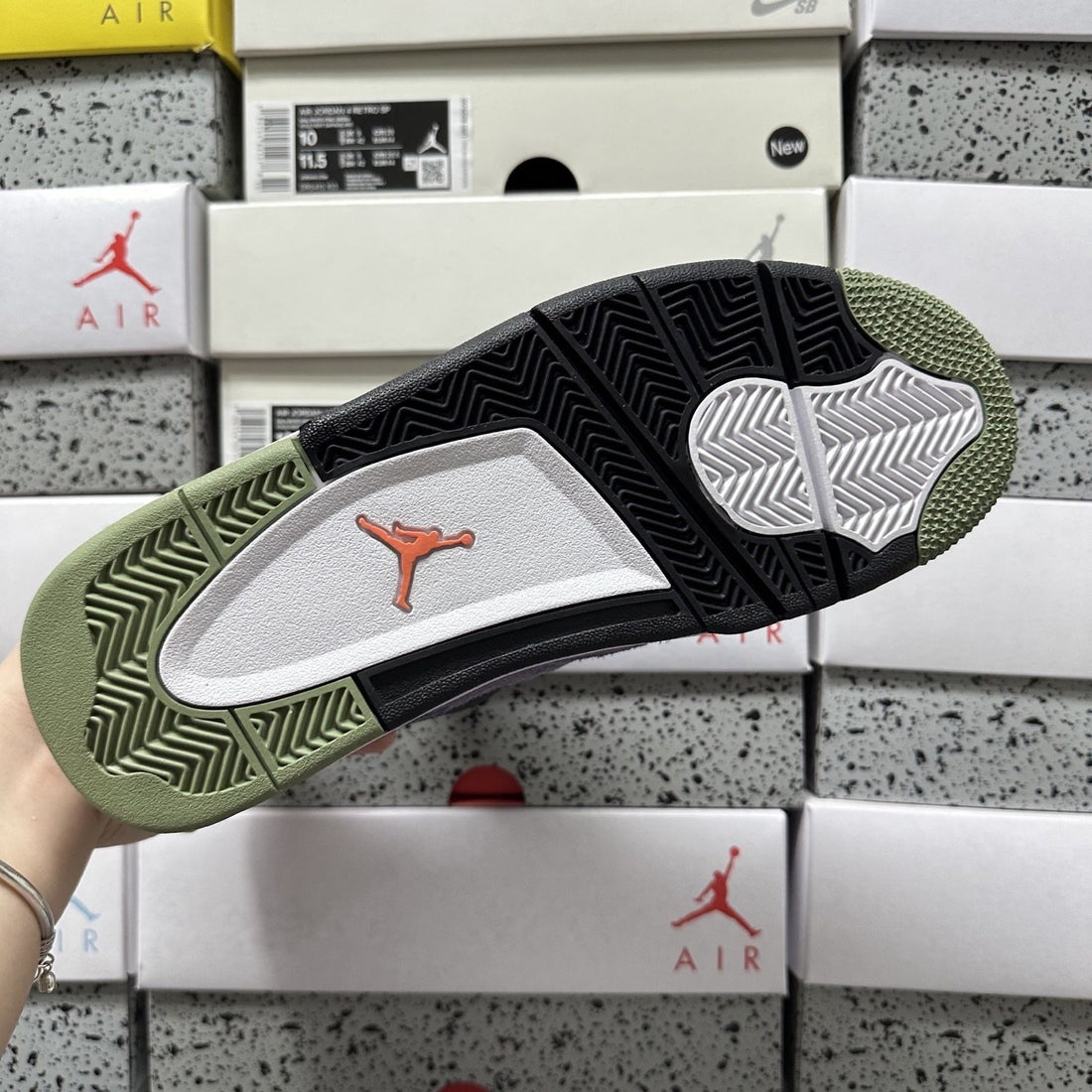 Air Jordan 4 Canyon Purple