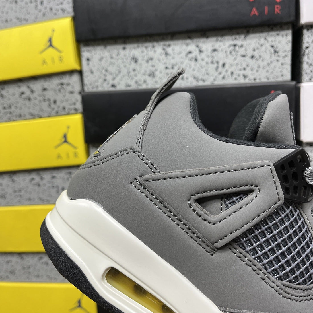 Air Jordan 4 Cool Grey