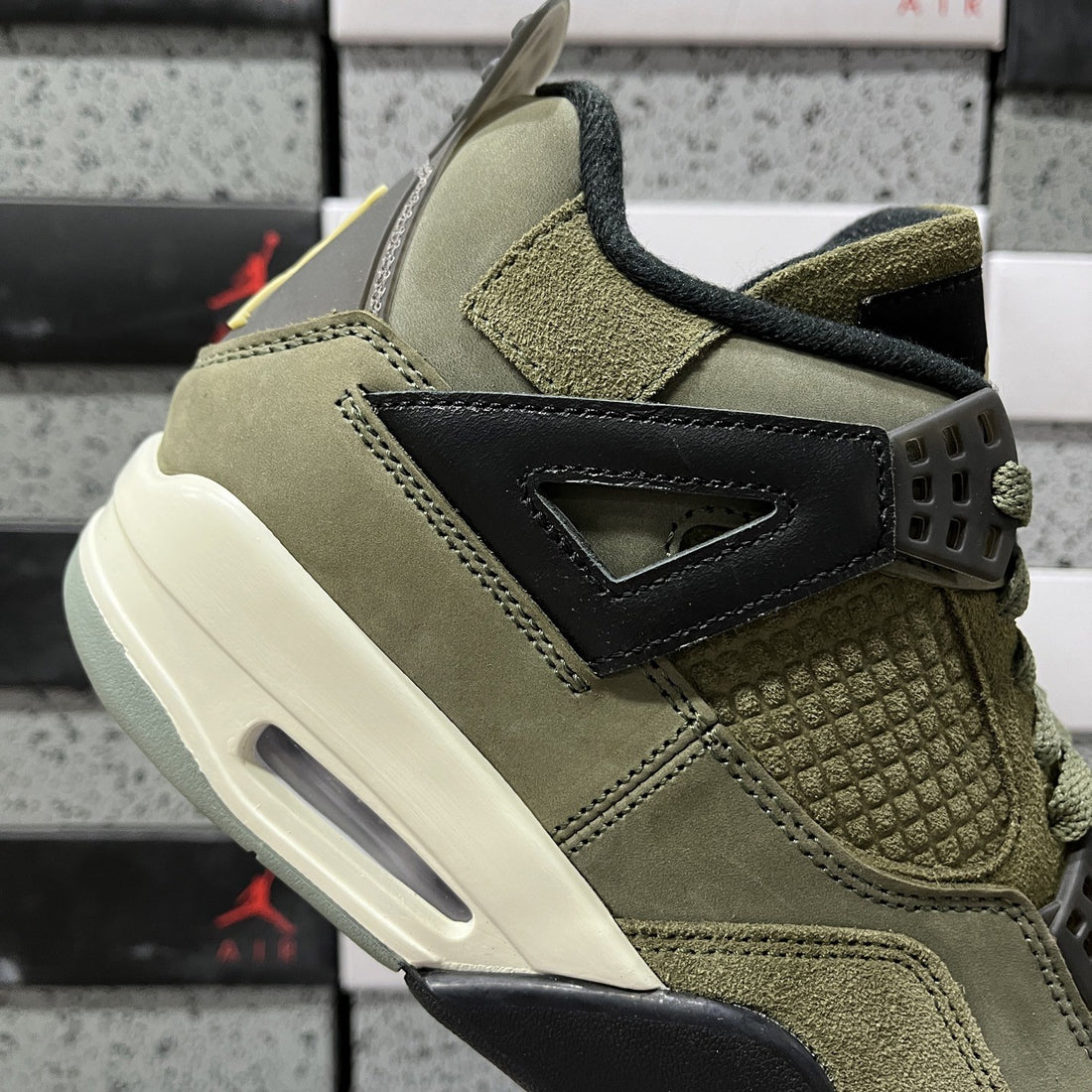 Air Jordan 4 Craft Olive