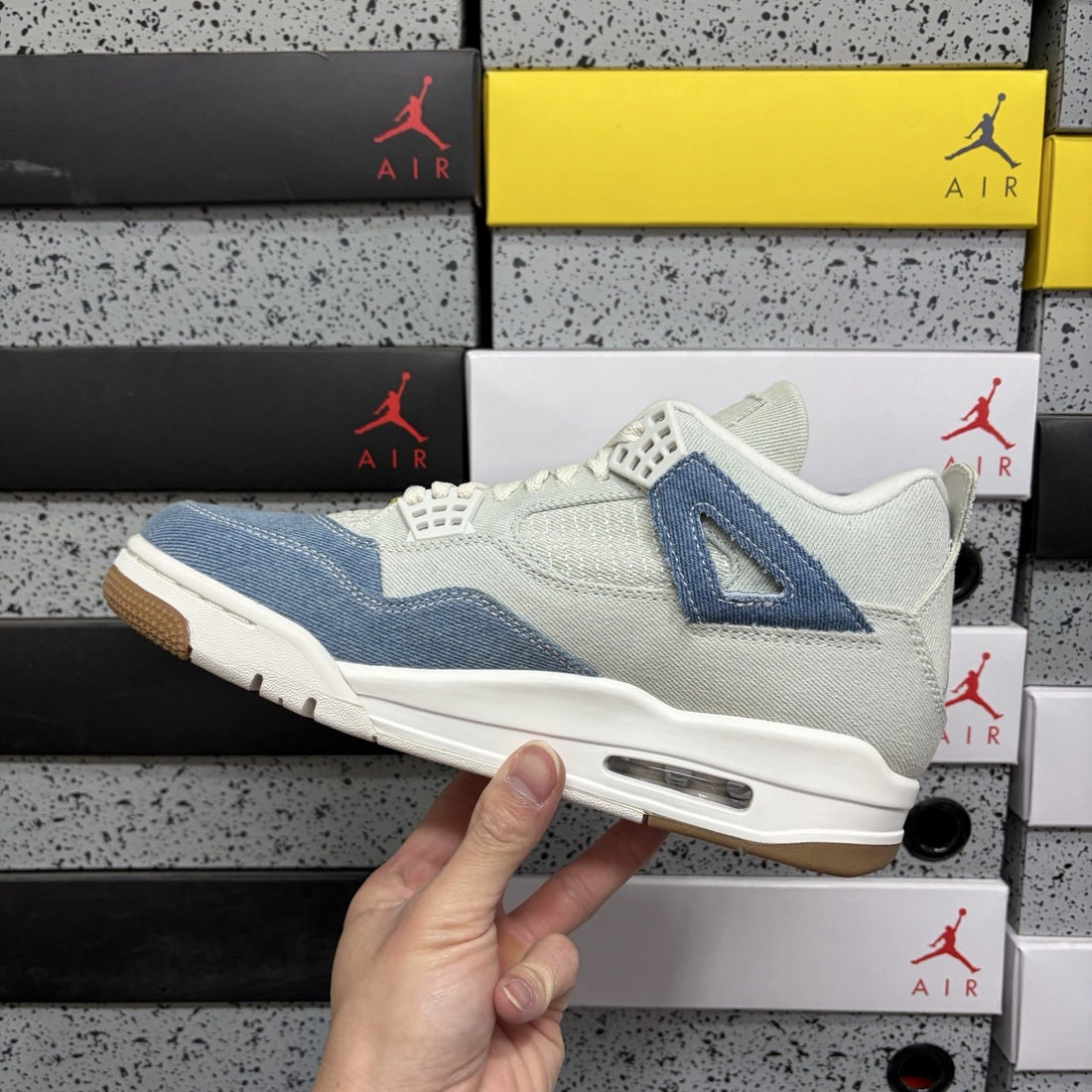 Air Jordan 4 Denim Blue Sail